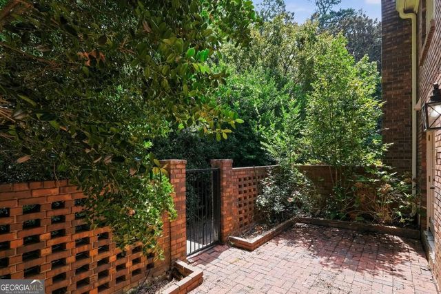 70 Old Ivy Road NE 56, Atlanta, GA 30342