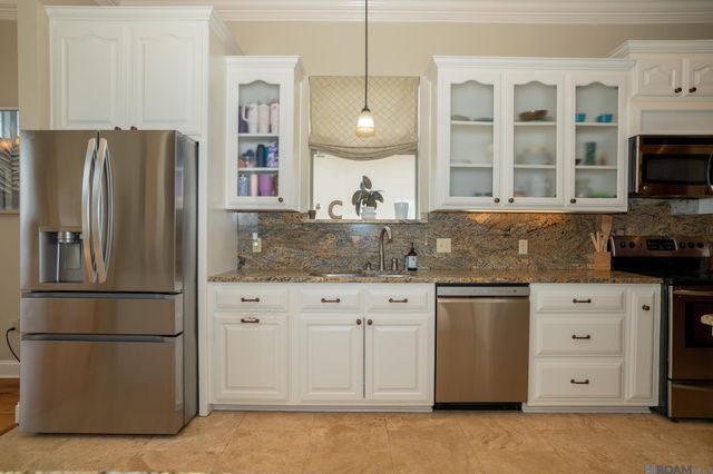21035 Waterfront East Dr, Maurepas, LA 70449
