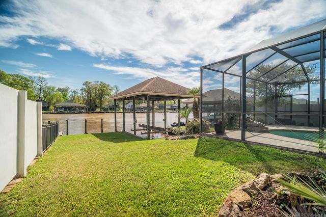 21035 Waterfront East Dr, Maurepas, LA 70449