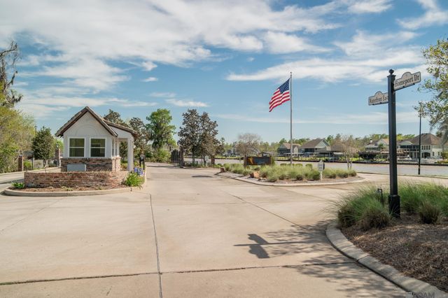 21035 Waterfront East Dr, Maurepas, LA 70449