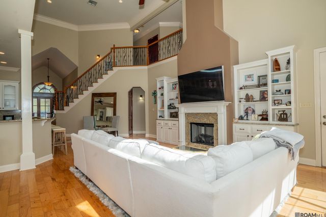 21035 Waterfront East Dr, Maurepas, LA 70449
