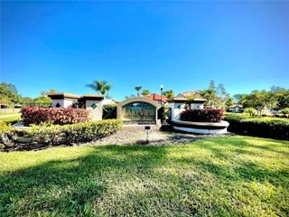 18106 PEREGRINES PERCH PLACE 5209, Lutz, FL 33558