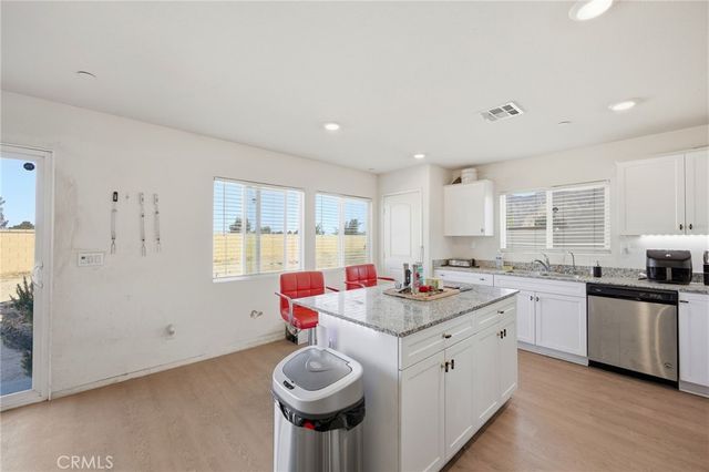114 Snowberry Court, San Jacinto, CA 92583