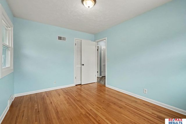 5527 Jaynes Street, Omaha, NE 68104