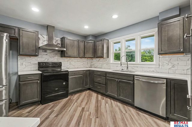 5527 Jaynes Street, Omaha, NE 68104