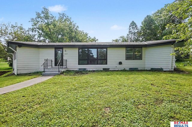 5527 Jaynes Street, Omaha, NE 68104