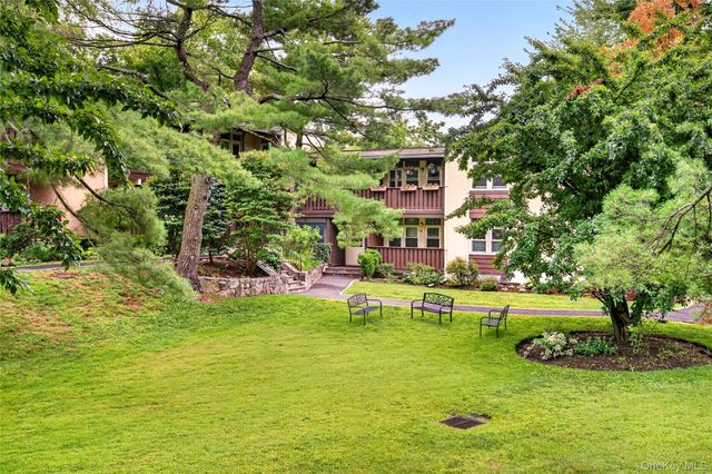 95 Wiltshire Road C 16, Scarsdale, NY 10583