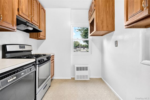 95 Wiltshire Road C 16, Scarsdale, NY 10583