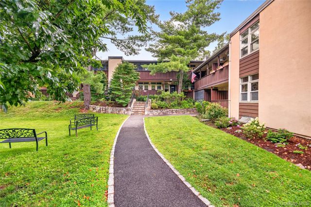 95 Wiltshire Road C 16, Scarsdale, NY 10583