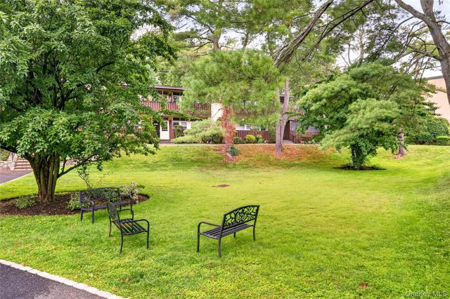 95 Wiltshire Road C 16, Scarsdale, NY 10583
