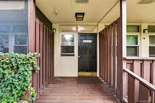 95 Wiltshire Road C 16, Scarsdale, NY 10583