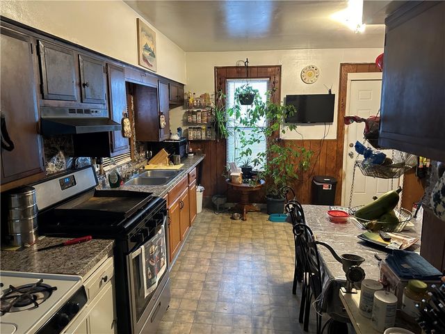 285 Avenue B, Rochester, NY 14621