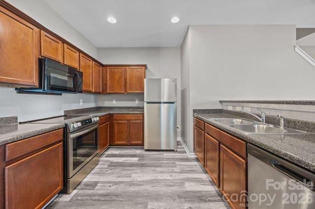 741 Nannyberry Lane, Charlotte, NC 28025