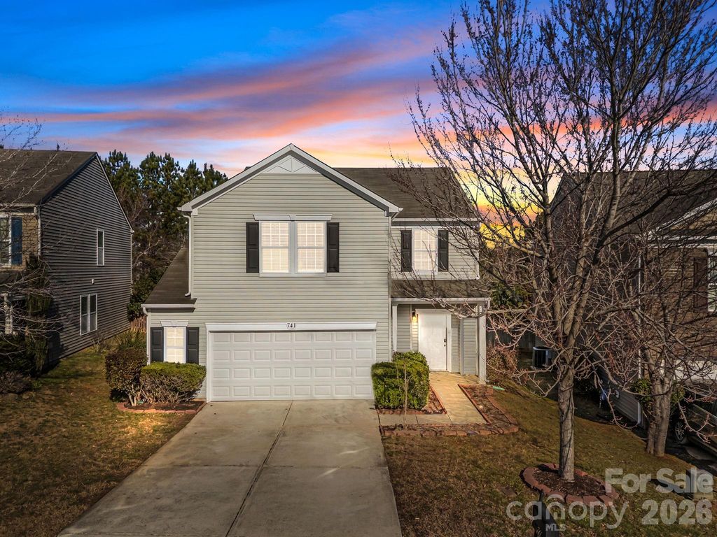 741 Nannyberry Lane, Charlotte, NC 28025