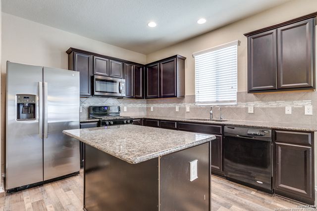 1614 Desert Candle, San Antonio, TX 78245