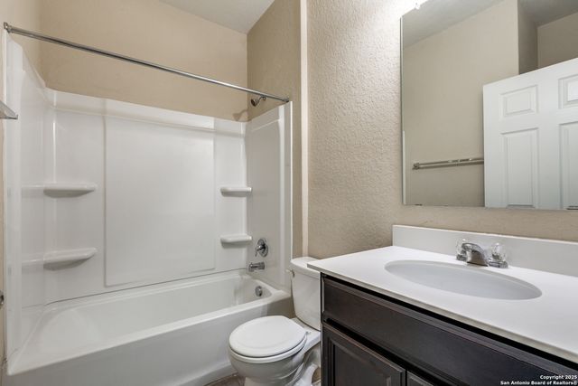 1614 Desert Candle, San Antonio, TX 78245