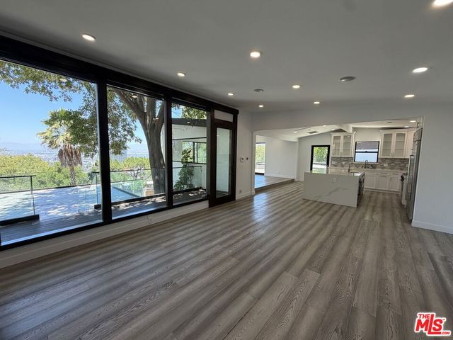 3565 Multiview Drive, Los Angeles, CA 90068