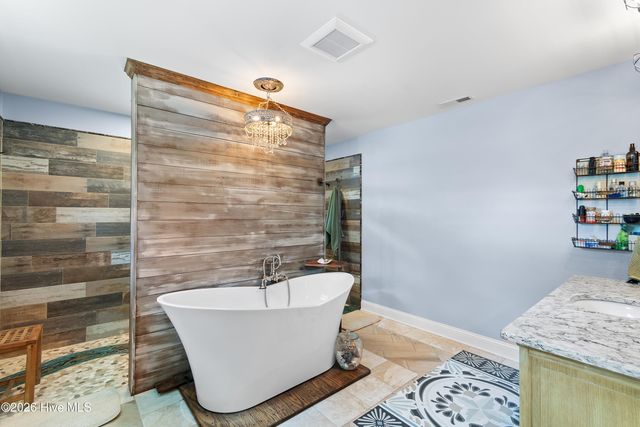 62 Windover Drive, Southport, NC 28461