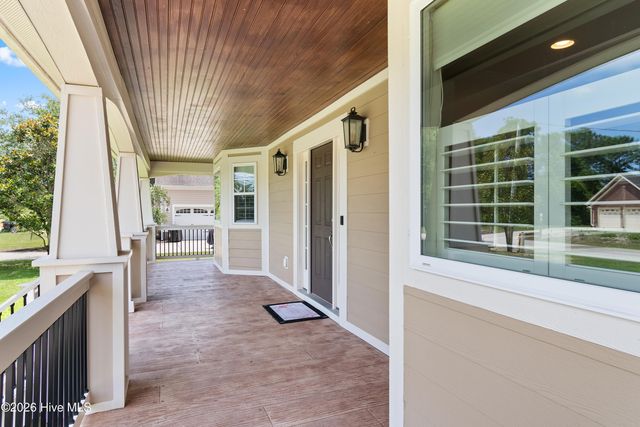 62 Windover Drive, Southport, NC 28461