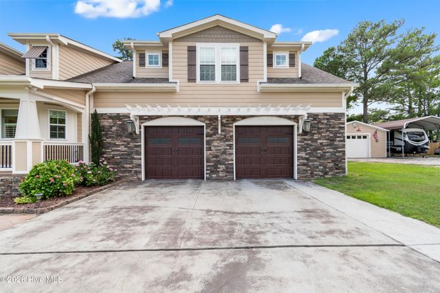 62 Windover Drive, Southport, NC 28461