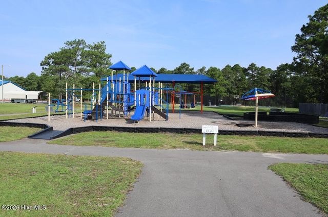 62 Windover Drive, Southport, NC 28461