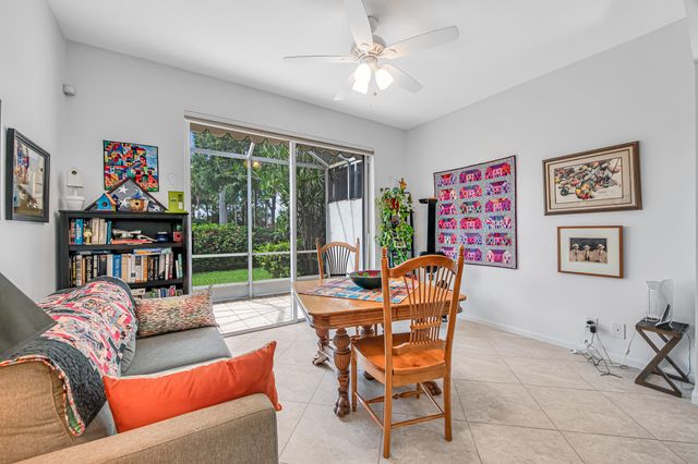 9543 Crescent View Drive N, Boynton Beach, FL 33437