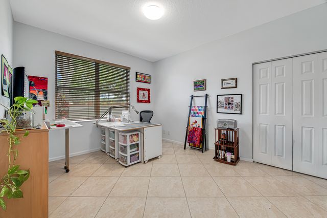 9543 Crescent View Drive N, Boynton Beach, FL 33437