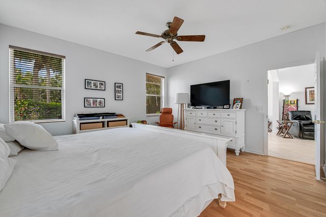 9543 Crescent View Drive N, Boynton Beach, FL 33437