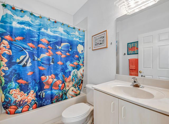 9543 Crescent View Drive N, Boynton Beach, FL 33437