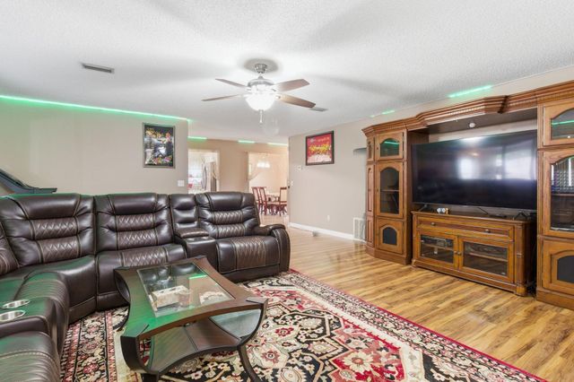 492 Spring Brook Lane, Mary Esther, FL 32569