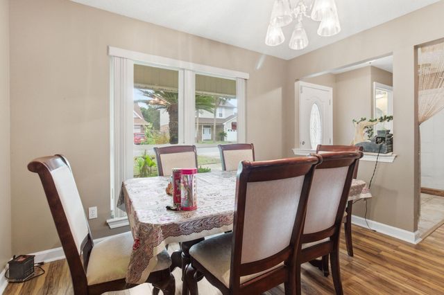 492 Spring Brook Lane, Mary Esther, FL 32569