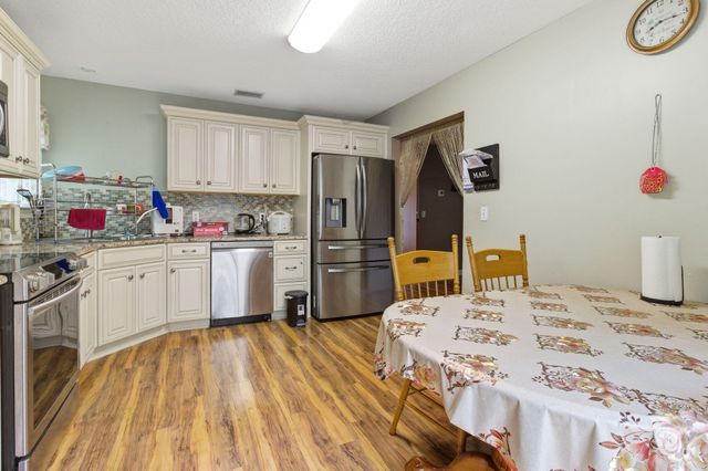492 Spring Brook Lane, Mary Esther, FL 32569