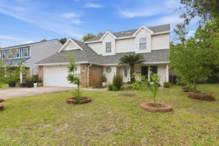 492 Spring Brook Lane, Mary Esther, FL 32569