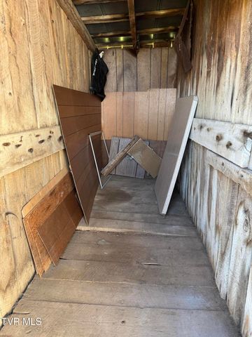 1598 Hickory Flats Road, Pennington Gap, VA 24277