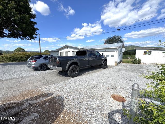 1598 Hickory Flats Road, Pennington Gap, VA 24277