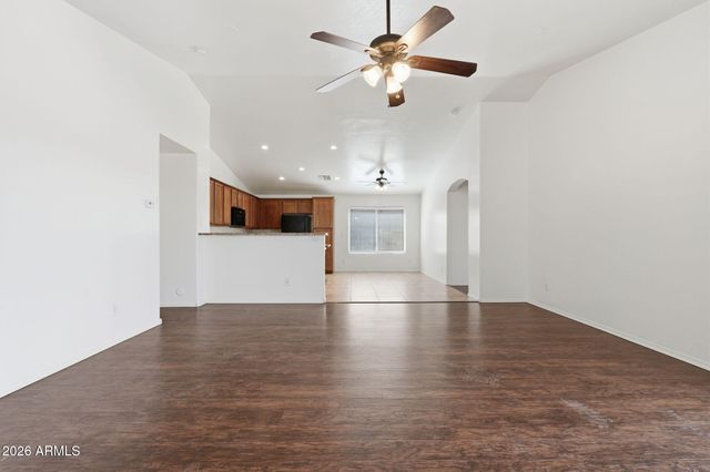 38676 N LA GRANGE Lane, San Tan Valley, AZ 85140