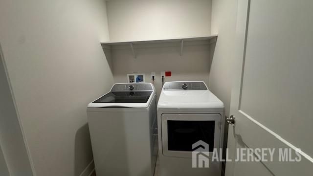 614 Fremont Avenue, Manalapan, NJ 07726