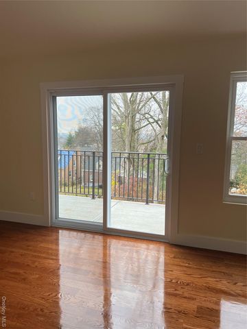 15 Sunlight Hill, Yonkers, NY 10704