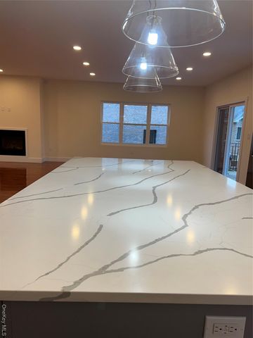 15 Sunlight Hill, Yonkers, NY 10704