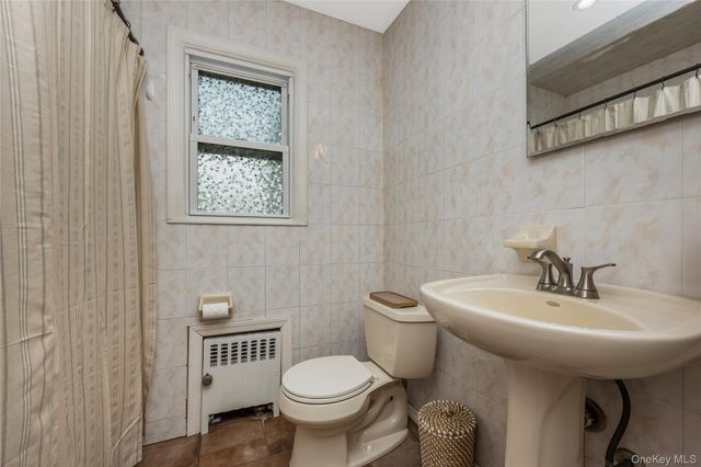 338 Southside Avenue, Freeport, NY 11520