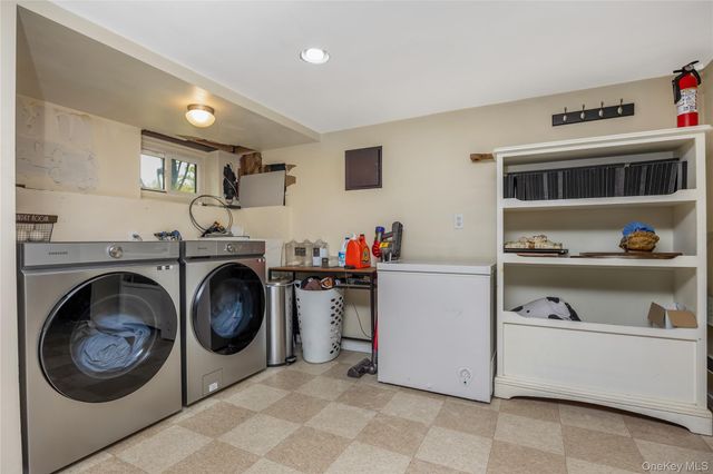 338 Southside Avenue, Freeport, NY 11520