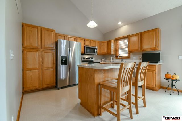 7734 S 34th Street, Lincoln, NE 68516