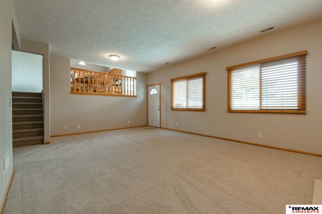 7734 S 34th Street, Lincoln, NE 68516