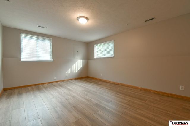 7734 S 34th Street, Lincoln, NE 68516
