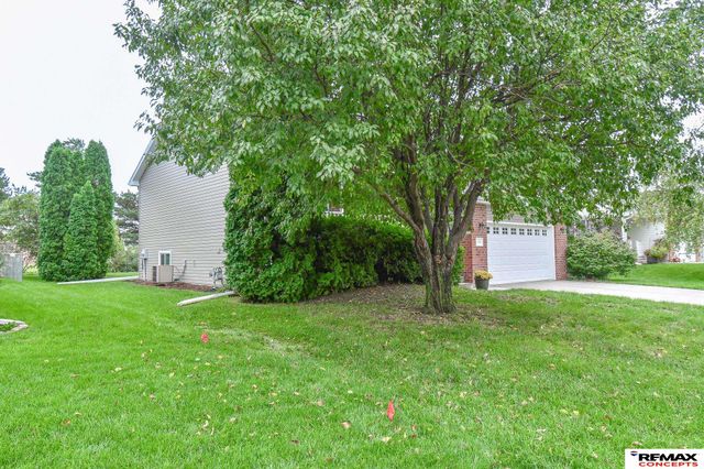 7734 S 34th Street, Lincoln, NE 68516