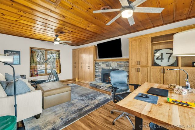 36632 S Cliff Crest Drive, Vinita, OK 74301