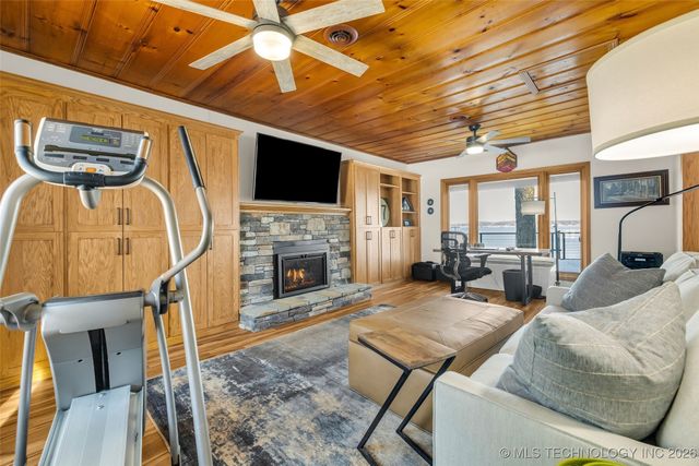 36632 S Cliff Crest Drive, Vinita, OK 74301