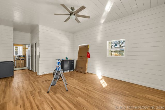 36632 S Cliff Crest Drive, Vinita, OK 74301