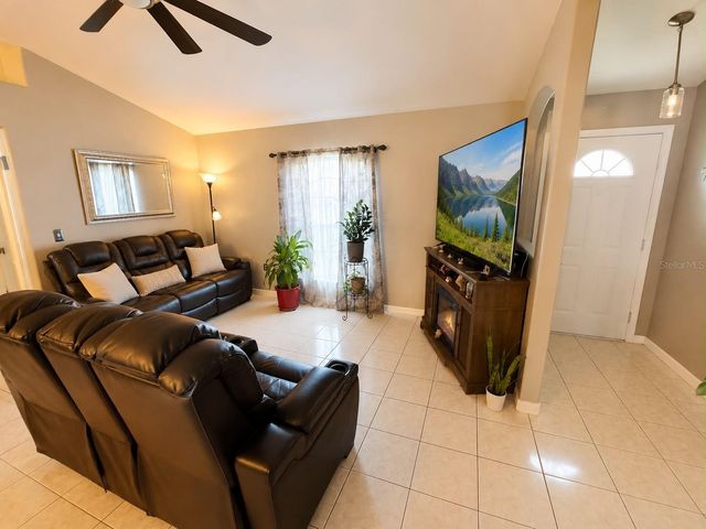 2333 AINSWORTH AVENUE, Deltona, FL 32738
