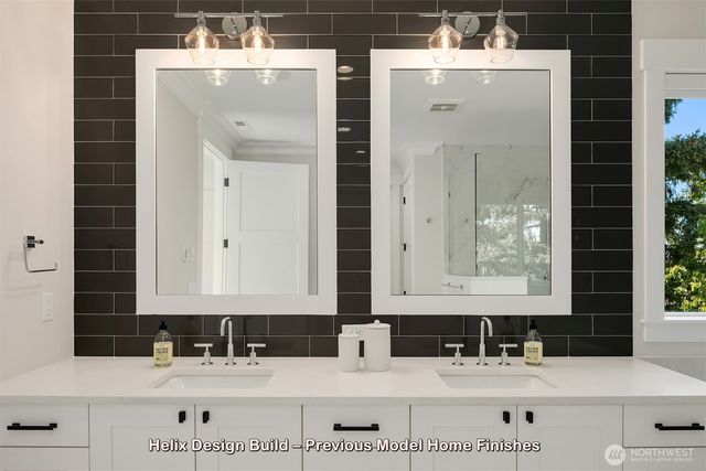 2965 74th Avenue SE, Mercer Island, WA 98040